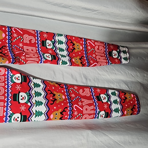 NO BOUNDARIES CHRISTMAS LEGGINGS - Picture 6 of 6